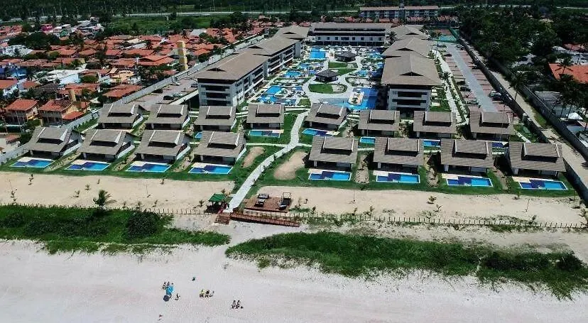 Flat Super Luxo Terreo Frente Piscinas-1